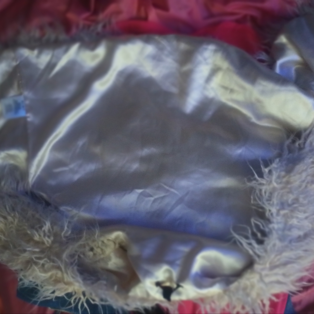 Vest - Picture 4 of 4